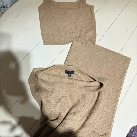 Current Air Beige Knit Ensemble set - Picture 3 of 7